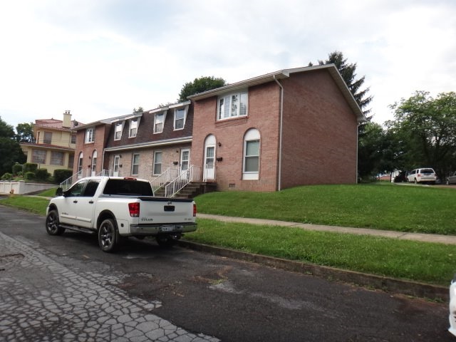 318-324 Mt View Dr, Cumberland, Md 21502 in Cumberland, MD - Foto de edificio