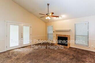 1208 Westway Cir in Killeen, TX - Building Photo - Building Photo
