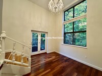 841 Parker St, Unit 304 in Boston, MA - Building Photo - Building Photo