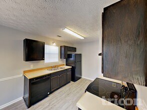 160 Brighton Dr in Covington, GA - Building Photo - Building Photo