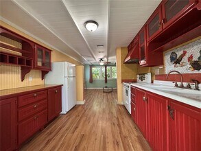32 Palm Dr in Ormond Beach, FL - Building Photo - Building Photo