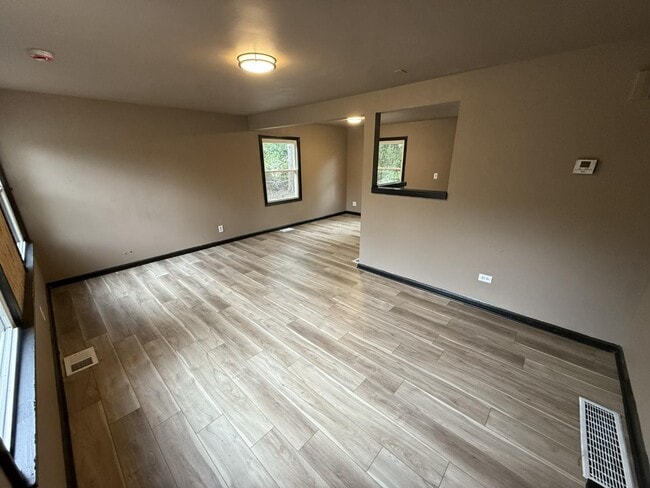 property at 3622-28 E 9th Ave