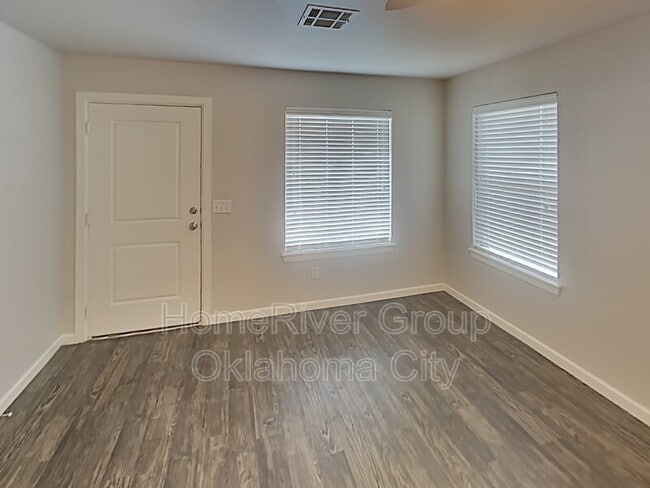 421 Summit Ridge Dr in Oklahoma City, OK - Building Photo - Building Photo