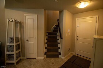 2731 S Spurway Dr in Ann Arbor, MI - Building Photo - Building Photo