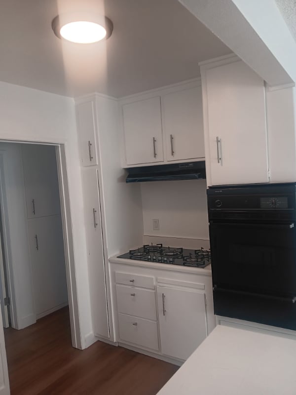 9371 Cellini Ave, Unit 7 in Garden Grove, CA - Foto de edificio - Building Photo