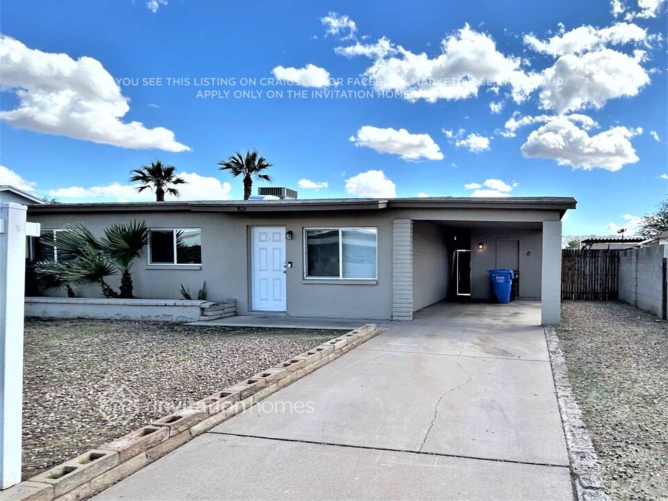 1859 W Lynne Ln in Phoenix, AZ - Foto de edificio