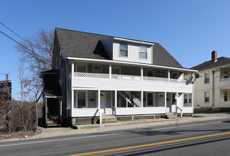 81 Norwich Ave in Norwich, CT - Building Photo - Building Photo