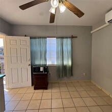 275 W 16th St in Hialeah, FL - Building Photo - Building Photo