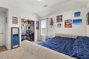 2314 Red Slate Dr in Arcola, TX - Building Photo