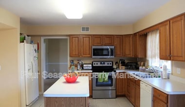 13502 Sovereign Terrace in Hagerstown, MD - Building Photo - Building Photo