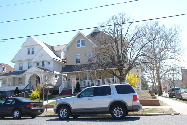 616 2nd Ave in Asbury Park, NJ - Foto de edificio - Building Photo