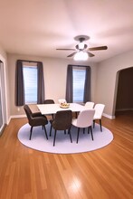 4701 N Kilbourn Ave, Unit 2 in Chicago, IL - Building Photo - Building Photo