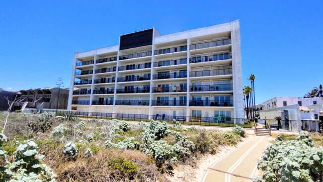 property at 2532 Gulf Blvd