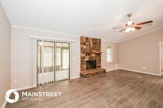 10844 Reading Rd in Jacksonville, FL - Foto de edificio - Building Photo