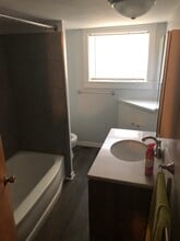 717 Liberty St, Unit 719 (Back) in Findlay, OH - Building Photo - Building Photo