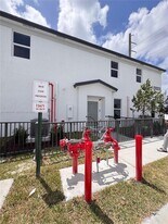 15615 SW 280th St in Homestead, FL - Building Photo