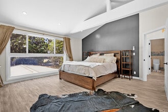 17812 Parthenia St in Los Angeles, CA - Building Photo - Building Photo