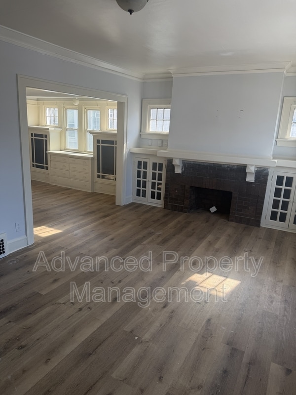 2542 N 50th St in Milwaukee, WI - Building Photo - Building Photo