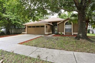 4710 Mill Run Dr in New Port Richey, FL - Building Photo - Building Photo