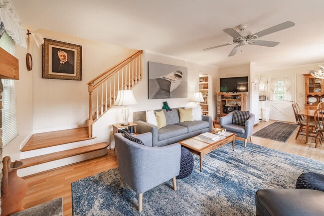 126 Cullasaja Dr in Highlands, NC - Building Photo - Building Photo