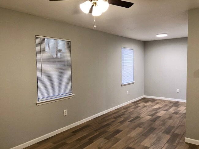 2901 Highland Ave in McAllen, TX - Building Photo - Building Photo