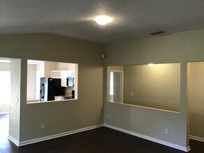 5207 Cypress Links Blvd in Elkton, FL - Building Photo - Building Photo