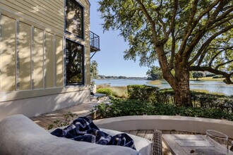 345 Bradley Dr in Wilmington, NC - Building Photo - Building Photo