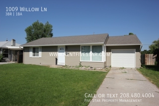 property at 1009 Willow Ln