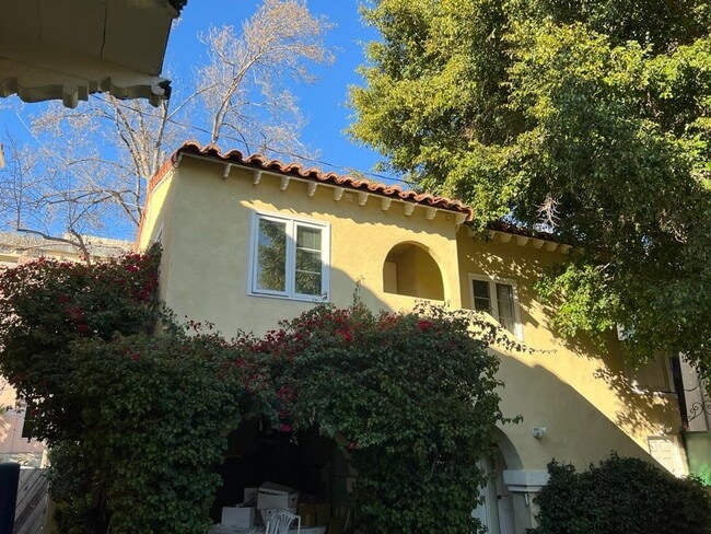 property at 200 S Rodeo Dr