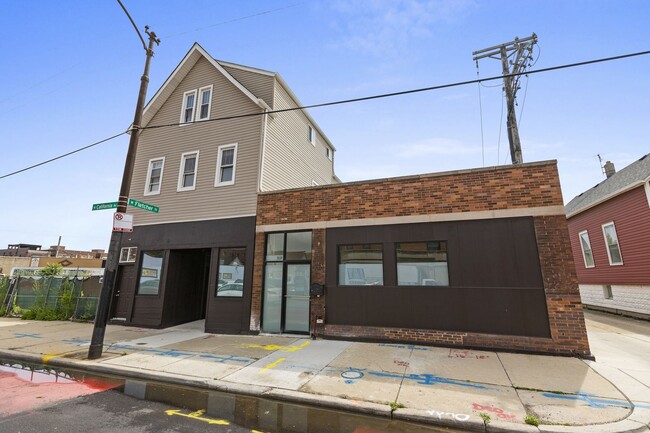 property at 3124 N California Ave