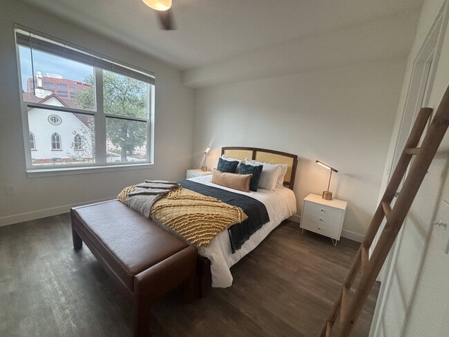 Avian Apartments in Colorado Springs, CO - Building Photo - Building Photo