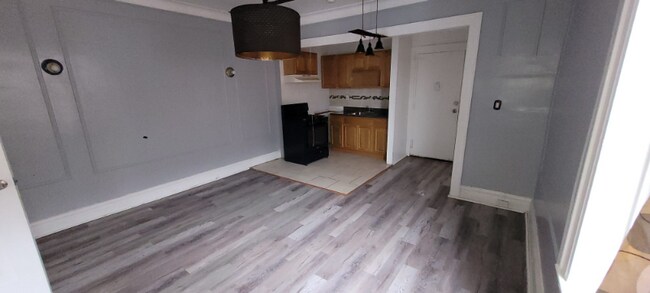 8 Monticello Ave in Newark, NJ - Building Photo - Building Photo