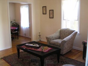 5937 Monticello Rd in Alexandria, VA - Building Photo - Building Photo