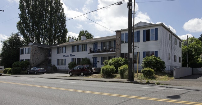 Norman Manor in Portland, OR - Building Photo - Building Photo