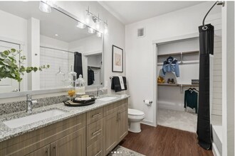 2100 E Vickery Blvd, Unit 146 in Fort Worth, TX - Building Photo - Building Photo