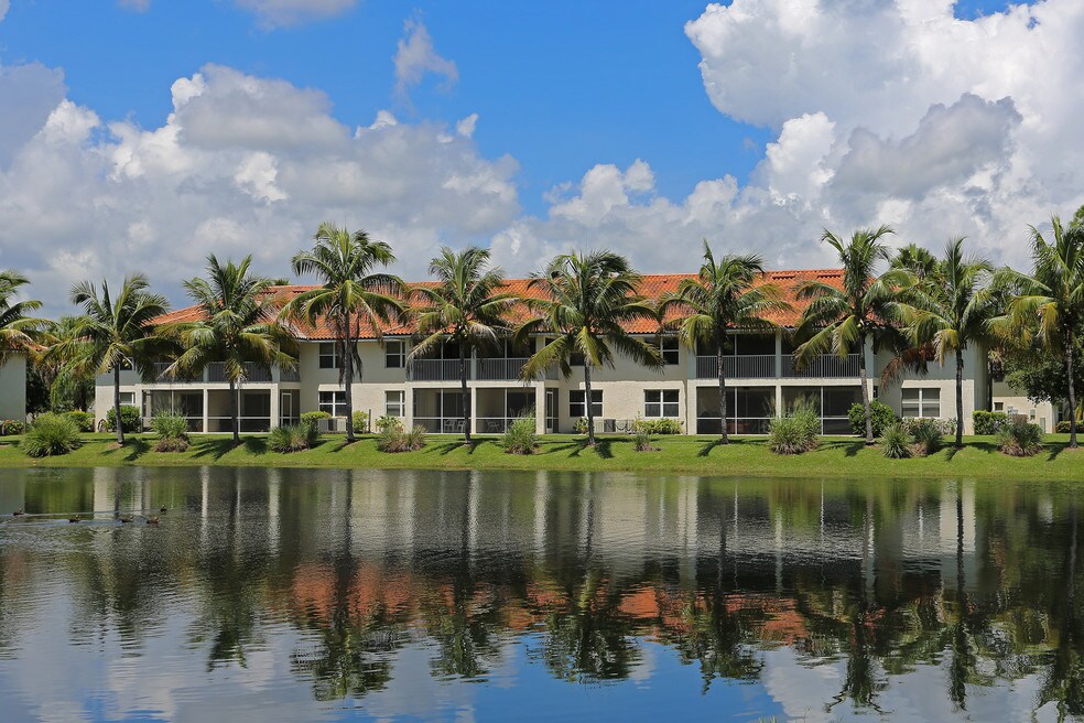 Spanish Lakes Manufacuted Housing Apartments Port St. Lucie, FL