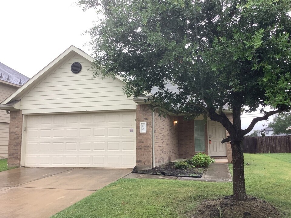 6019 Brenwood Trails Ln in Katy, TX - Building Photo