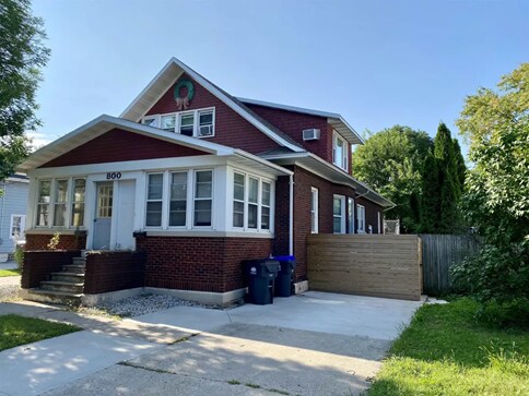 800 Main St, Unit D - Basement in Neenah, WI - Building Photo