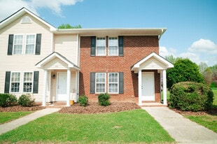 90 Anna St in Lillington, NC - Building Photo