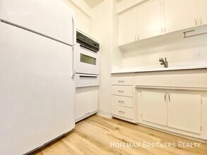 1140 N Clark St in West Hollywood, CA - Foto de edificio - Building Photo