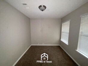 18310 Atasca Wds Trce in Humble, TX - Building Photo - Building Photo