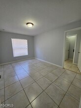 332 Rogen St in Lehigh Acres, FL - Building Photo - Building Photo