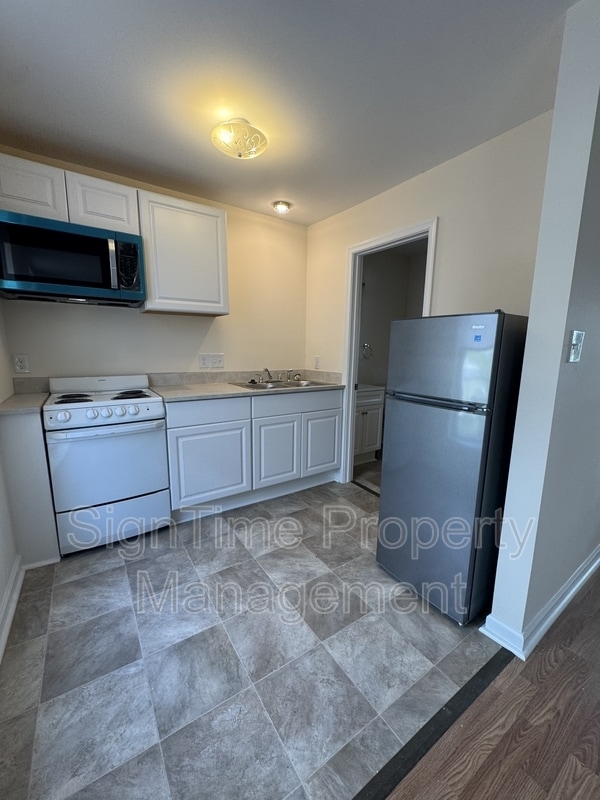 property at 40 N Conococheague St