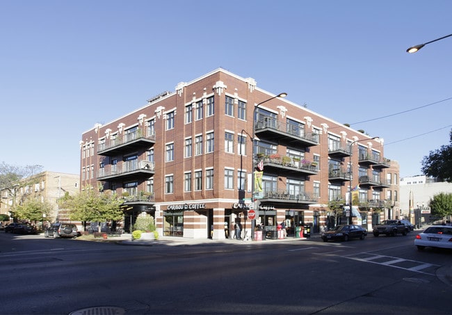 3500 N Halsted St in Chicago, IL - Building Photo - Building Photo