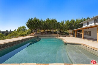 6040 Pat Ave in Los Angeles, CA - Building Photo - Building Photo