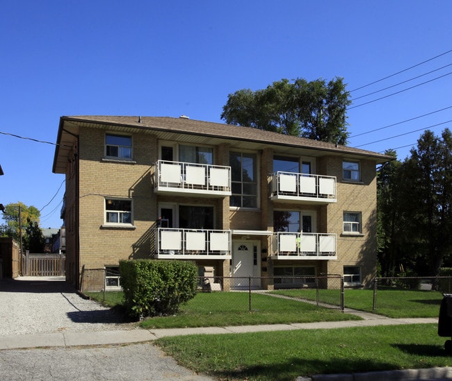 149 Alderbrae Ave in Toronto, ON - Building Photo - Primary Photo