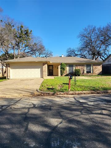 2715 Sibley Dr in Arlington, TX - Building Photo