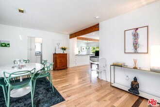 12747 Kling St in Los Angeles, CA - Building Photo - Building Photo