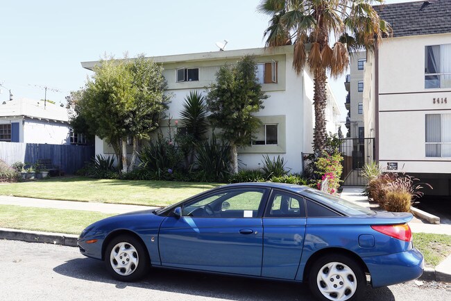 3408 Mentone Avenue in Los Angeles, CA - Building Photo - Building Photo