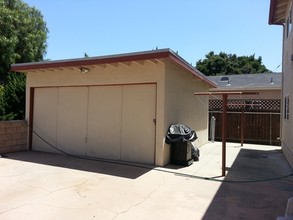 1941 252nd St in Lomita, CA - Building Photo - Building Photo